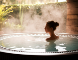 Les bienfaits du bain chaud : installations idéales pour soulager les douleurs articulaires