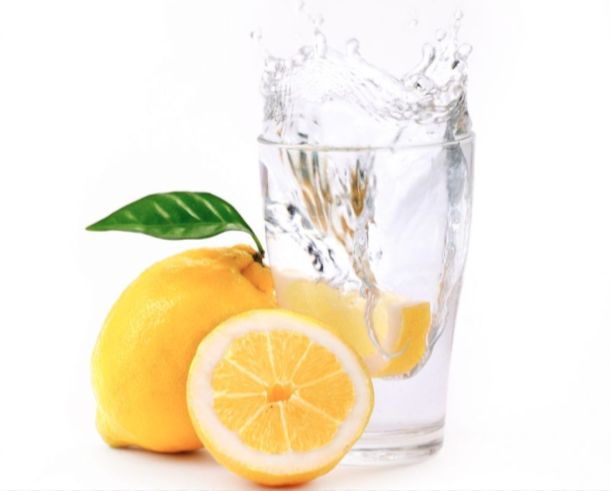eau tiède citronné